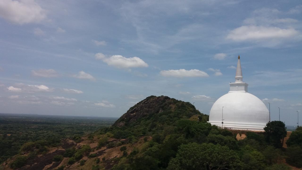 Great Wall Tourist Rest Anuradhapura Zewnętrze zdjęcie