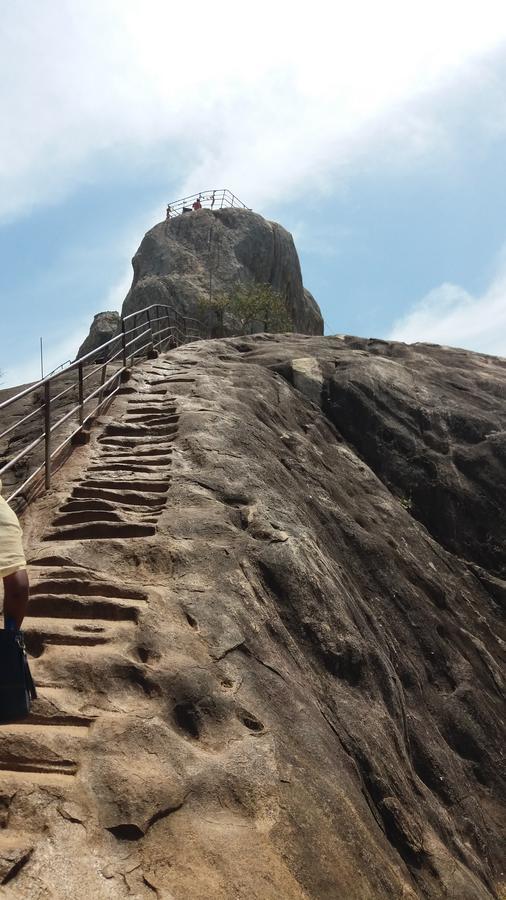 Great Wall Tourist Rest Anuradhapura Zewnętrze zdjęcie